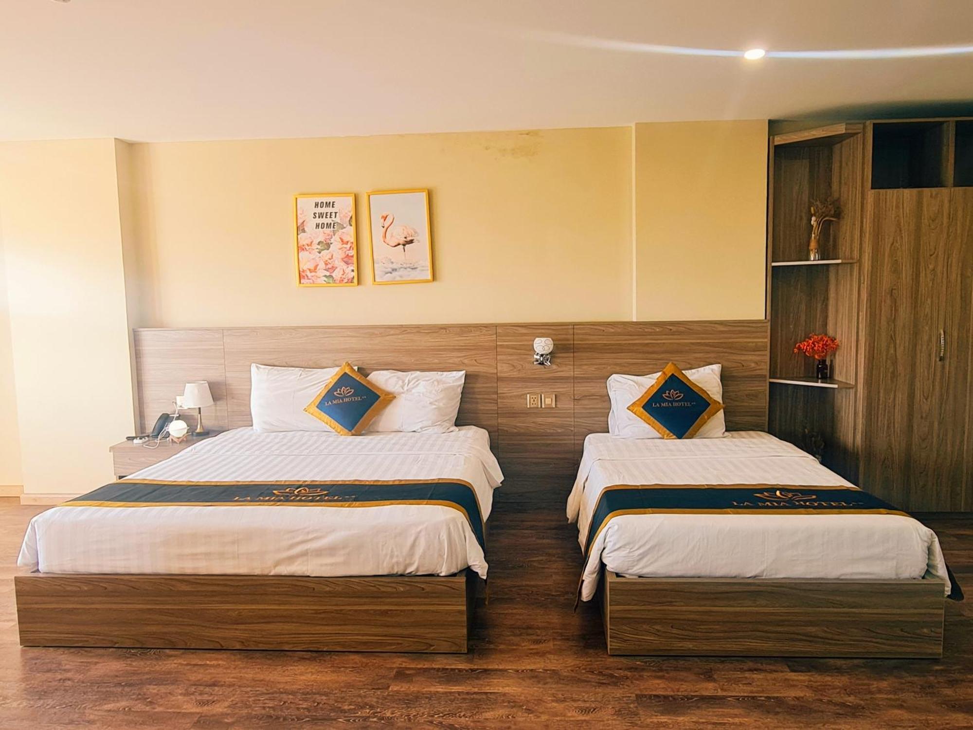 LA MIA Lakeview Hotel Pleiku Buitenkant foto